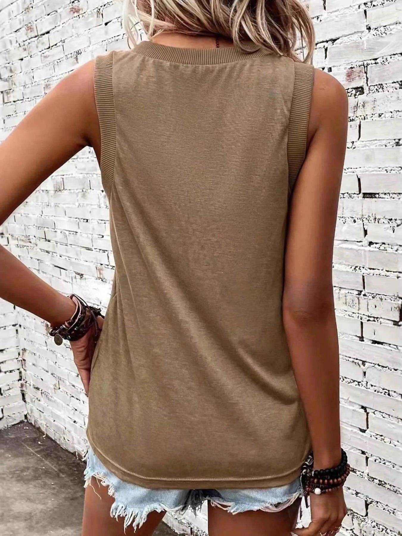 V-Neck Tank 786a32bb1630449b9a8e1dc0de579c67-Max-Origin