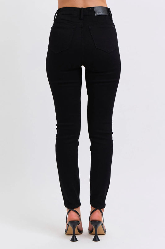 Plus Size HW Faux Leather Skinny Pants 78b915bc-e44a-4046-b080-105f184a7a35-Max-Origin