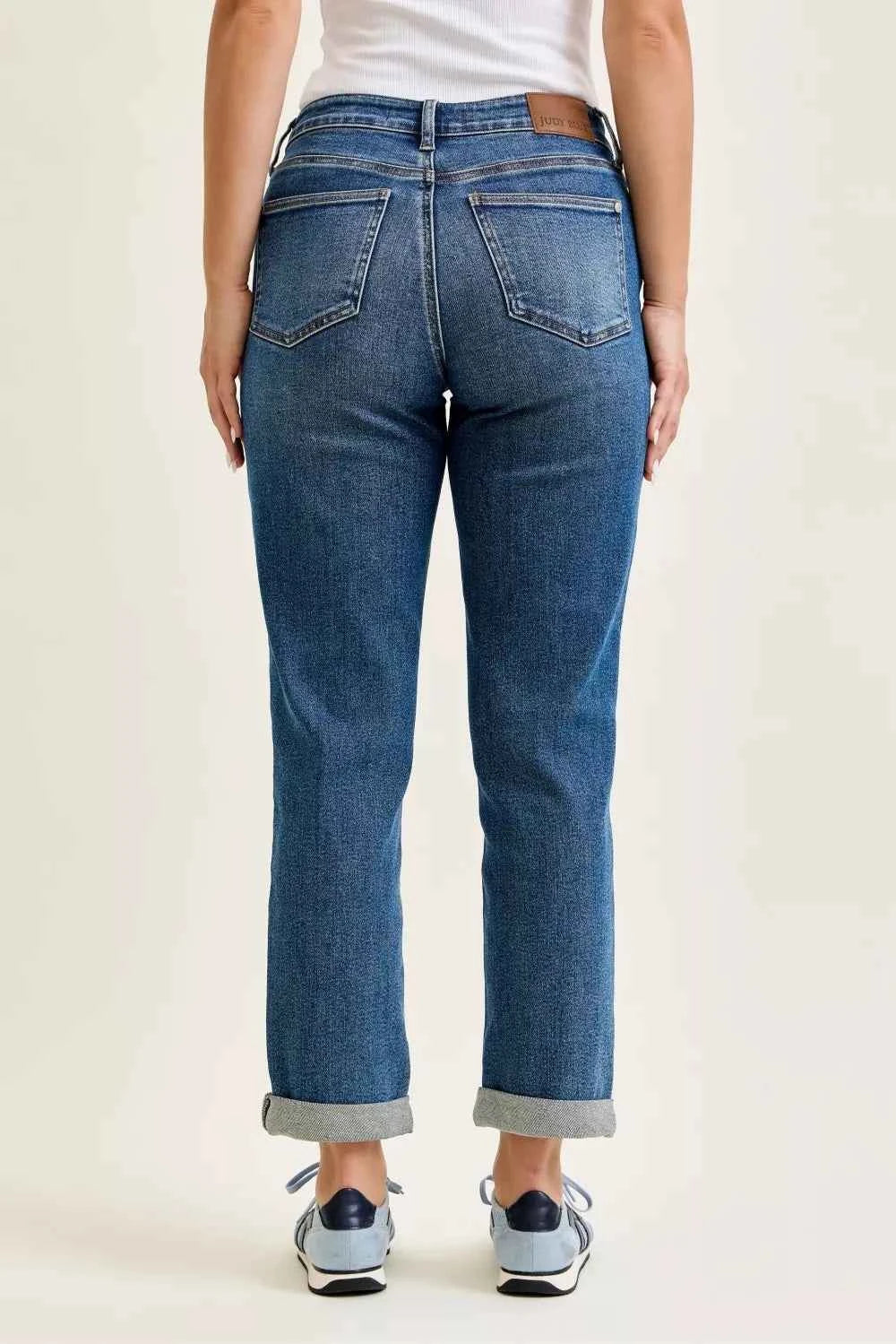 Judy Blue Mid Rise Boyfriend Embroidered Repair Patch Jeans 78d44f6eaf6d4bbf85e08cf8e45767db-Max-Origin