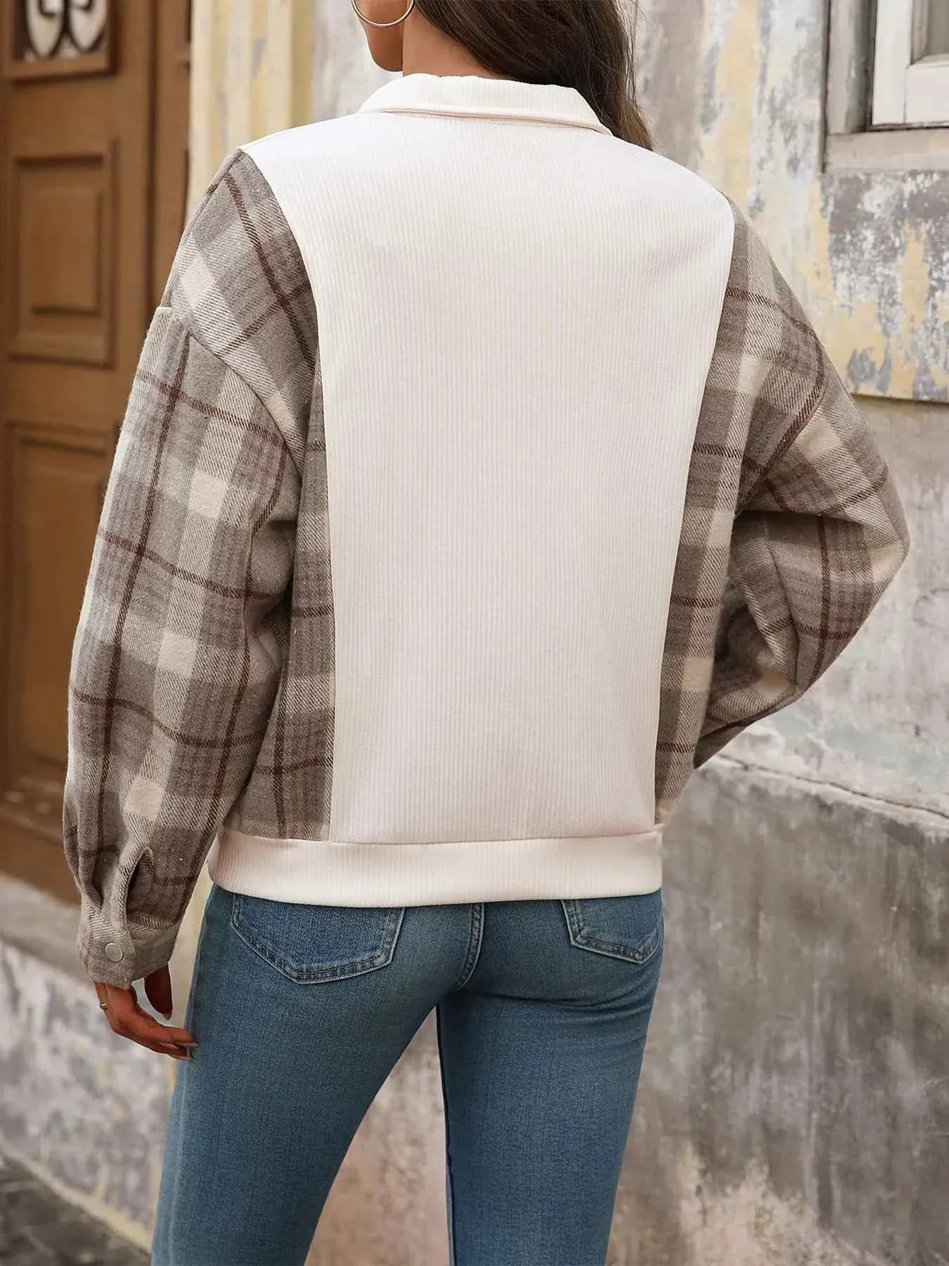 Snap Down Plaid Long Sleeve Sweatshirt 78dc260b-1ed3-41ab-8bdb-aa1caba804ec-Max-Origin