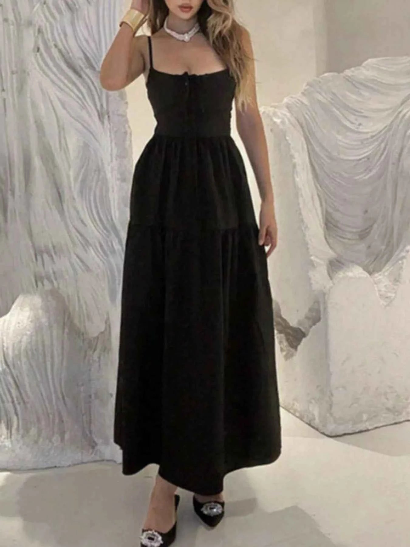 Lace Up Back Maxi Cami Dress 78e15516-0734-477e-9b0f-a5d12e6b6e9b-Max-Origin