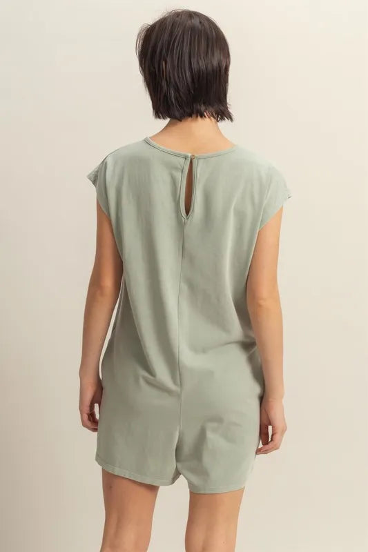 Round Neck Cap Sleeve Relaxed Fit Breezy Romper 7907e909-0196-4311-8ee2-305ac5ee95ec-Max