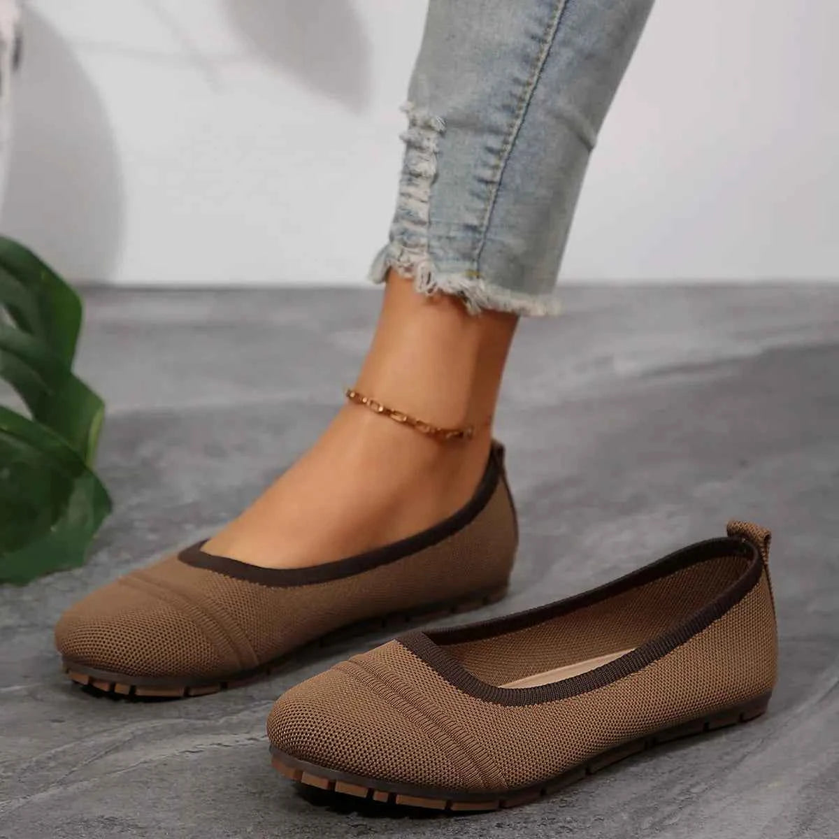 Round Toe Flat Slip-Ons 791e134c993b4f56a4eedf43c4f3bcc5-Max-Origin
