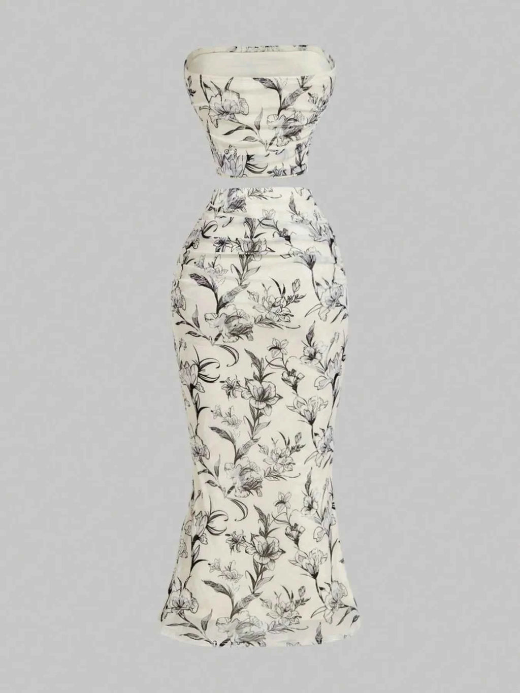 Printed Tube Top and Skirt Set 79844f88-06db-4b72-a8f5-14cc88d78722-Max-Origin