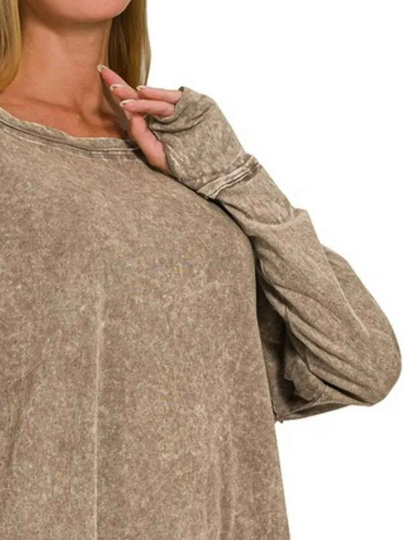 Crinkle Washed Thumb Hole Cuffs Long Sleeve Top 79b633d1-055e-4618-9550-3c60ff1df791-Max-Origin