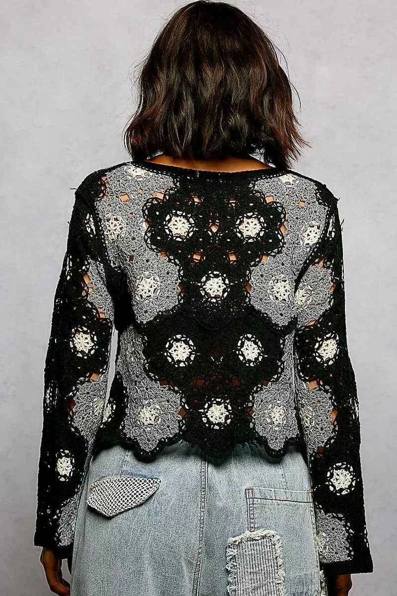 POL Floral Weave Pattern Crochet Cropped Top with Beads Detail 7a174938-ff10-44b8-9376-857bba286071-Max-Origin