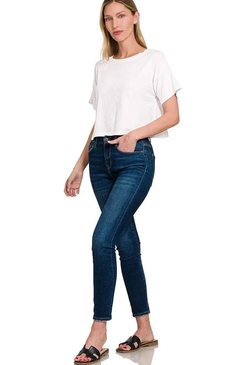 Zenana Ribbed Round-Neck Crop T-Shirt 7a32711919734a5099f05affe6a69587-Max-Origin