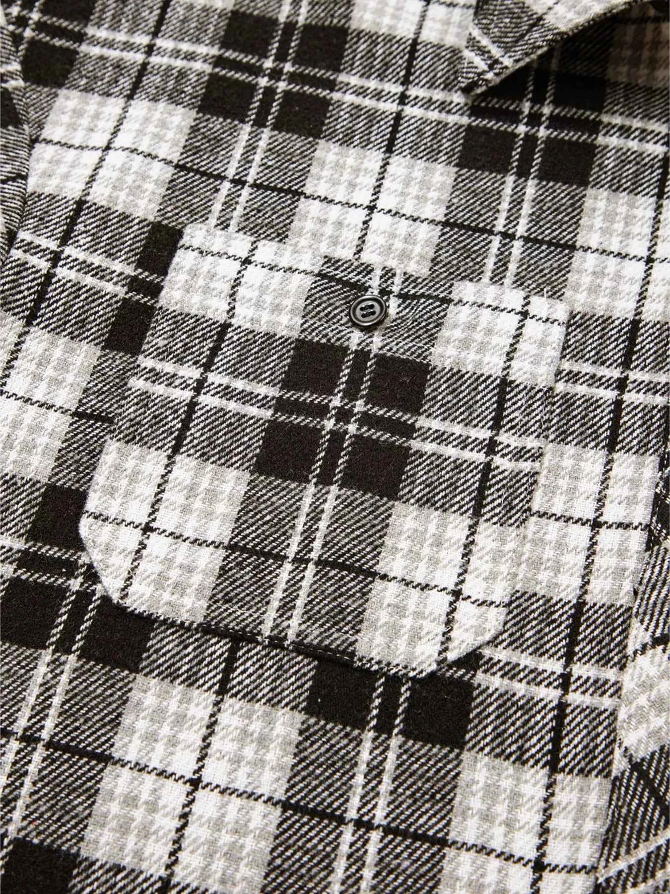Plaid Print Chest Pockets Buttoned Shirt 7a86c64d5c464b62b160740178485c80-Max-Origin