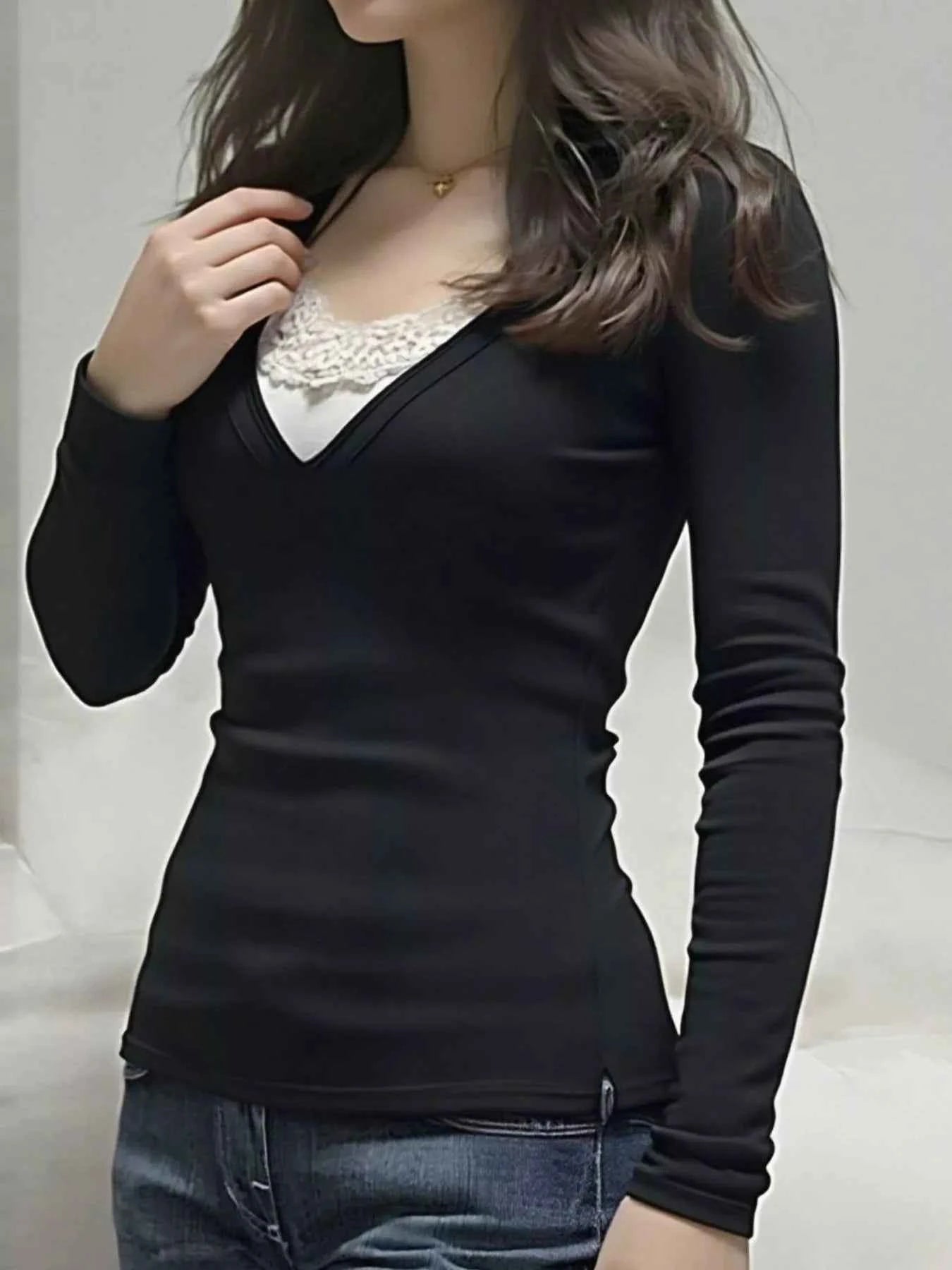 Long Sleeve T-Shirt with Lace Detail 7aadcde7-d7cb-44a1-ba65-0eaca300f225-Max-Origin
