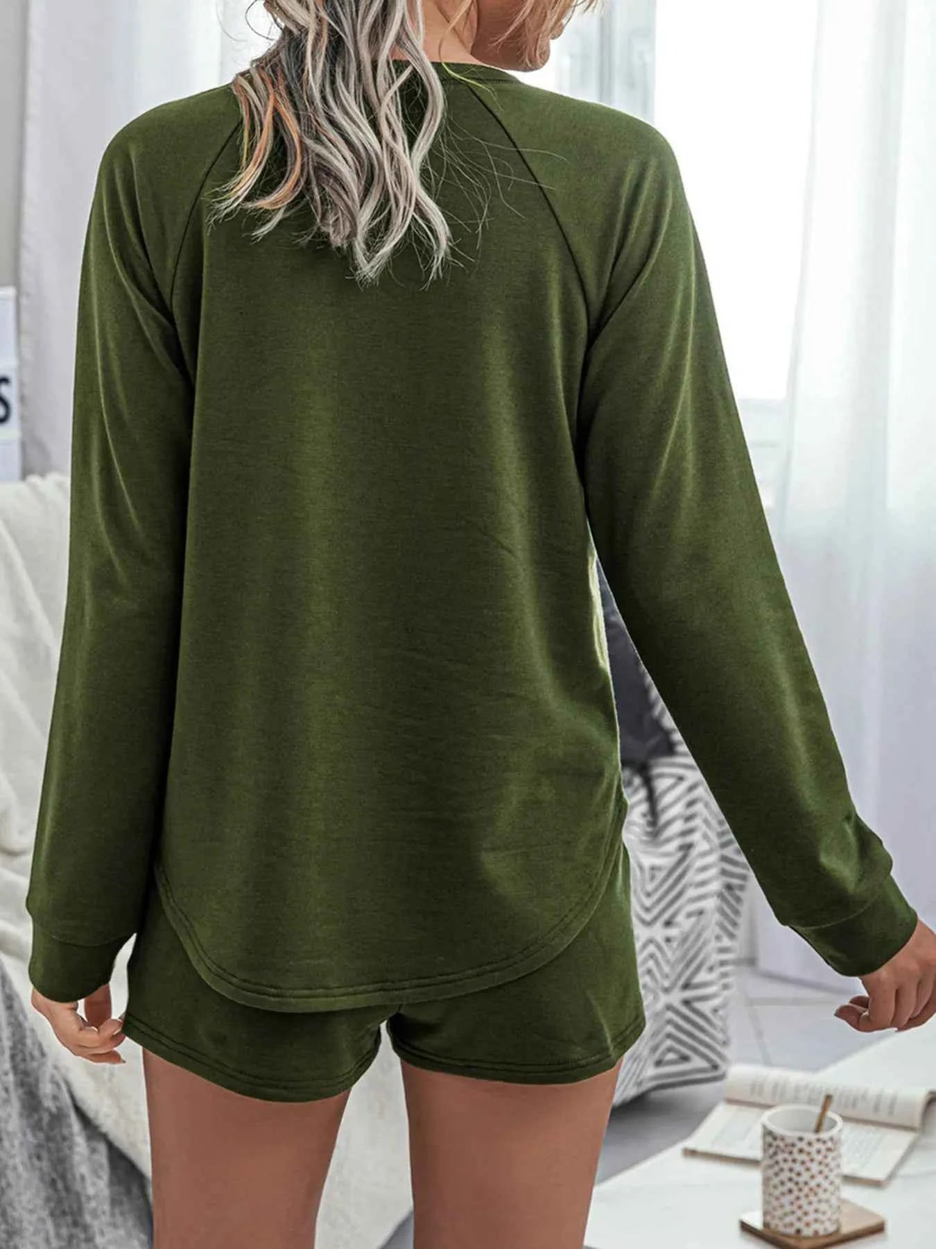 Round Neck Raglan Sleeve Top and Shorts Lounge Set 7ac96fa18be8459a89f7348a4ee40c19-Max-Origin