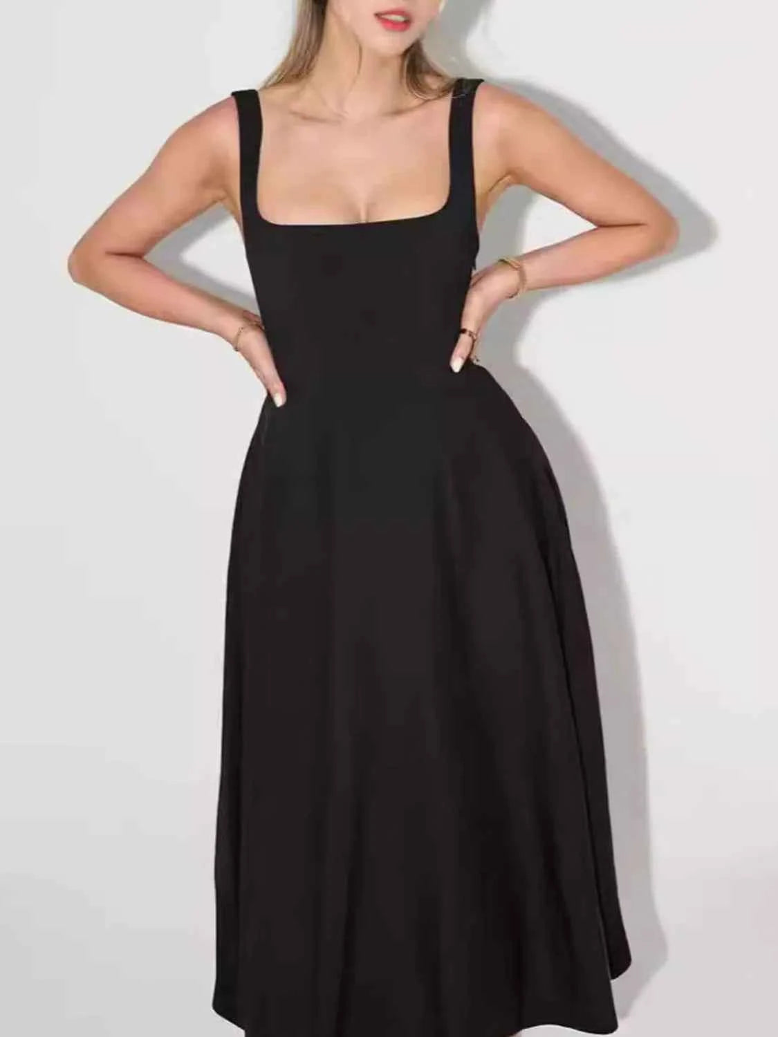 Square Neck Sleeveless Midi Dress Black 7aee64a4-022e-4e01-b90e-ab8df9d2e336-Max-Origin