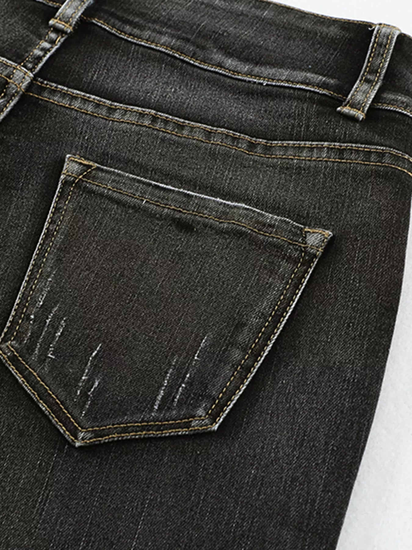 High Waist Distressed Straight Leg Jeans 7b1cae3959ad4e8fa9ceed07cbdb40e1-Max-Origin