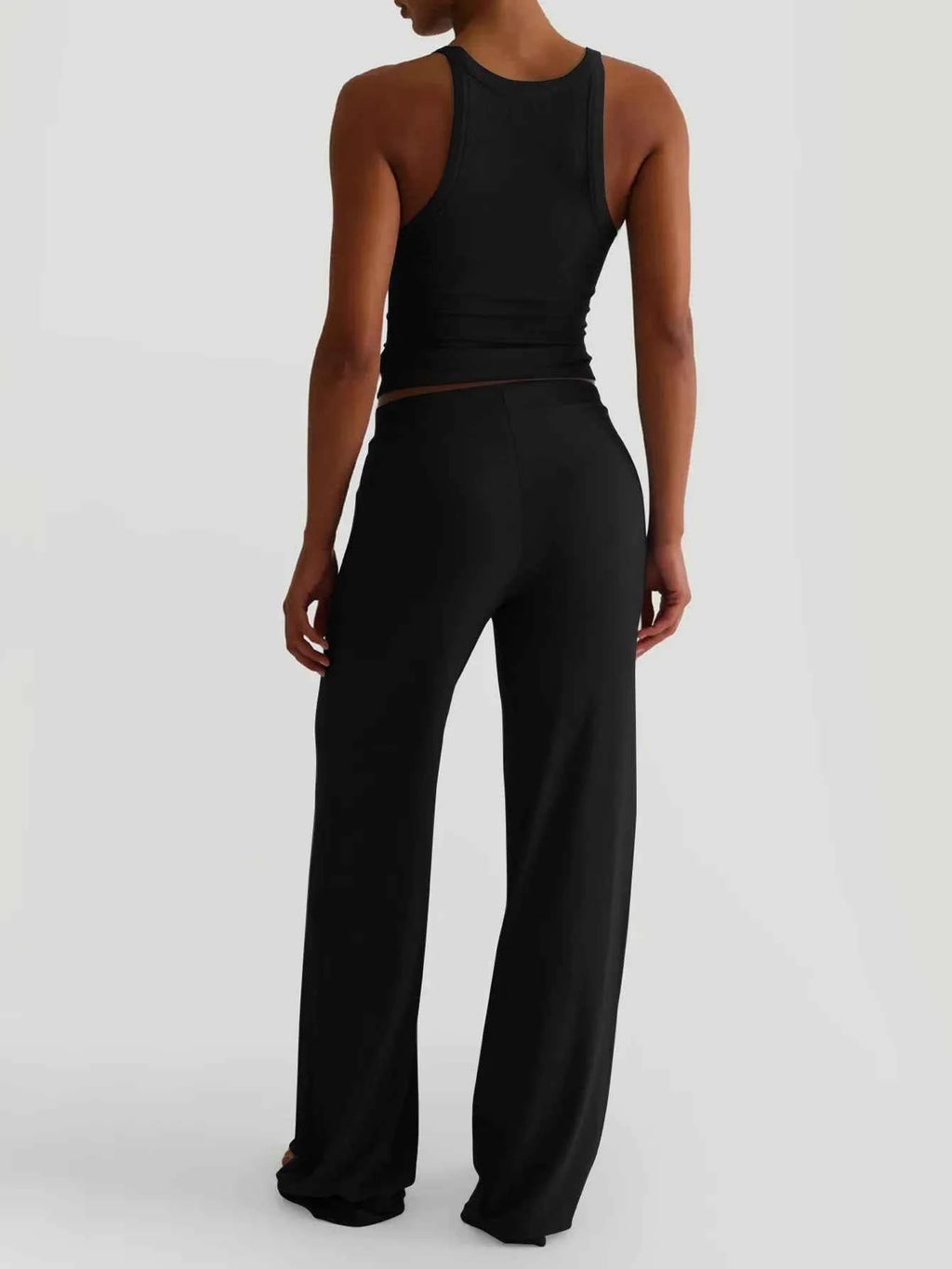 Scoop Neck Cami and Pants Set 7b7c8403-3605-496f-aeda-71c391ab0dcb-Max-Origin