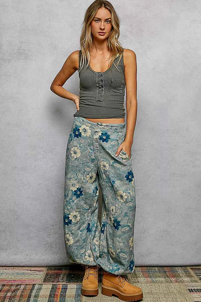 POL Lace Trim Tank with Front Button Closure 7bb12502-8c05-45dc-806e-d8a9c27dbc7b-Max-Origin