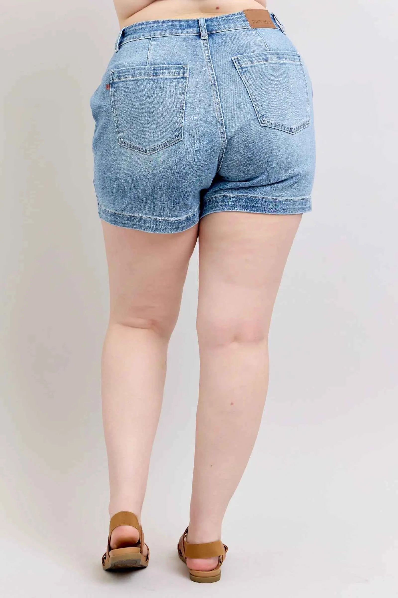Plus Size High Rise Denim Shorts 7bb2b146-4573-47d4-b20b-b609d2443db6-Max-Origin