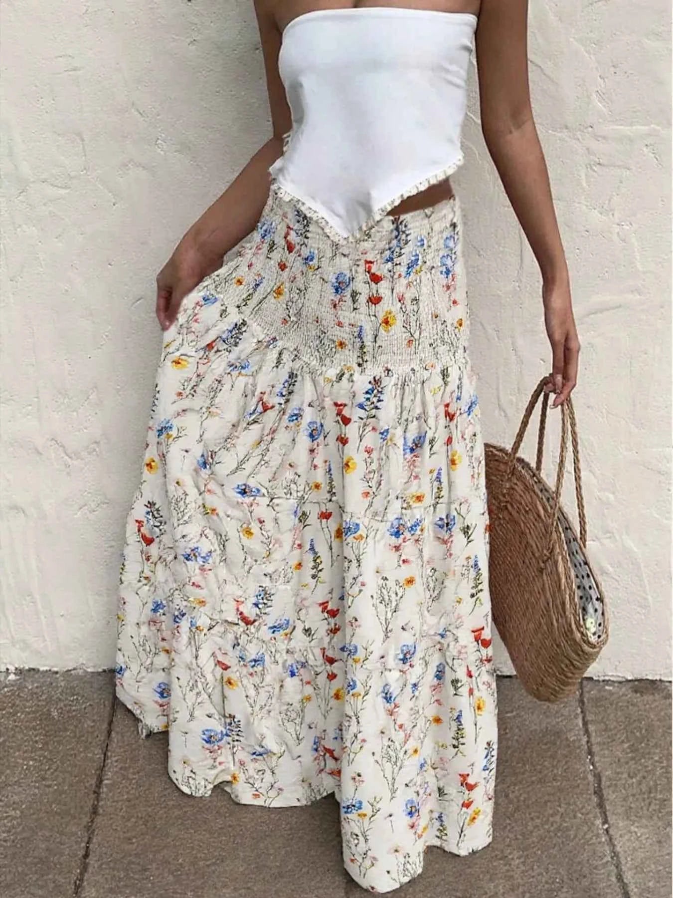 Floral Tiered Maxi Skirt White 7bcdd8bb-20f7-4f08-a283-4f009c74cb2f-Max-Origin