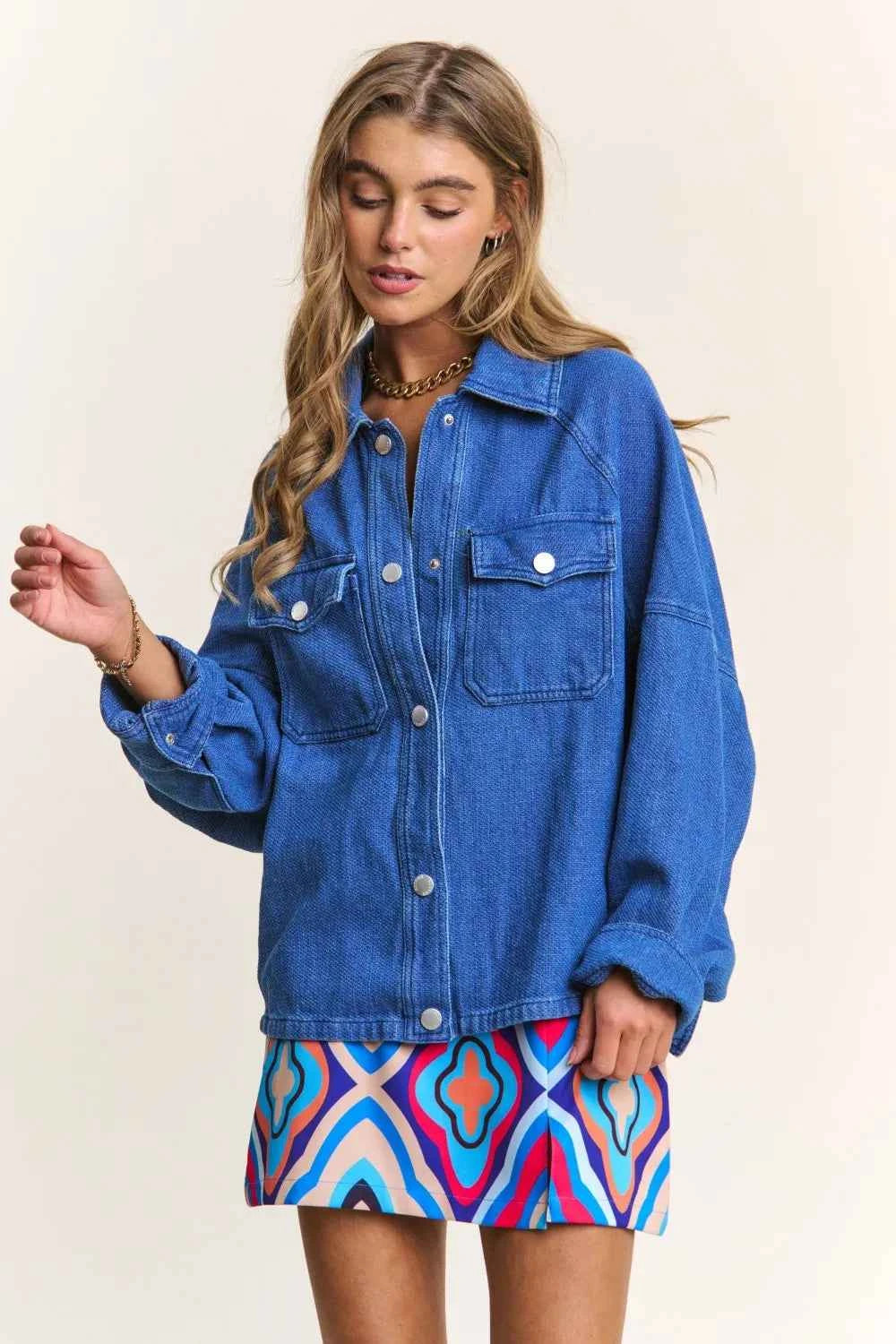 J.NNA Snap Down Long Sleeve Denim Shacket 7bec615f-08bb-4e76-8c35-76a2a750dc65-Max