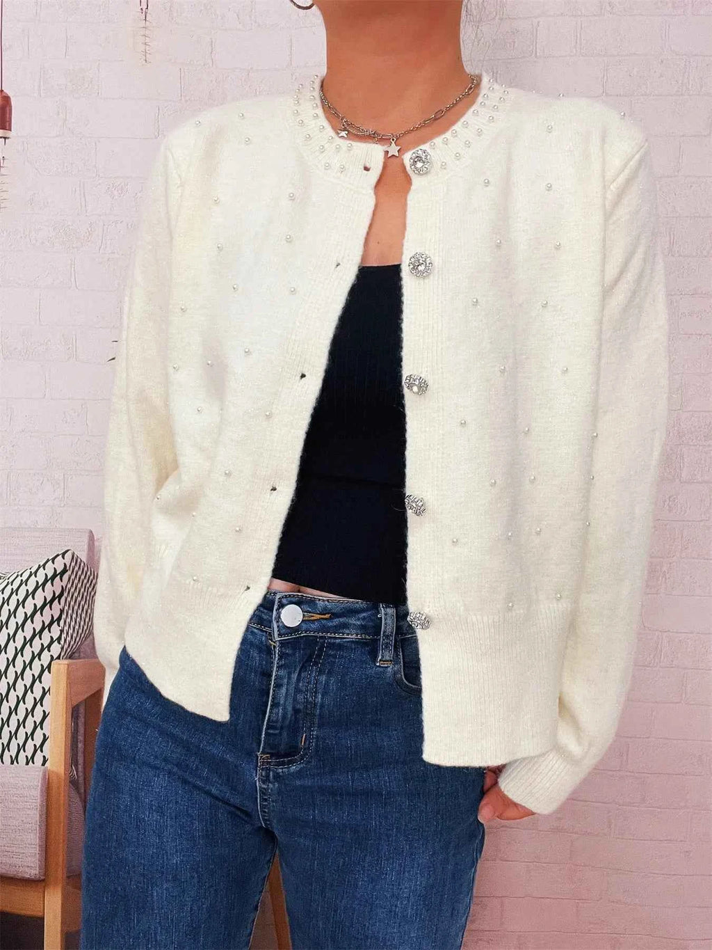 Pearl Detail Button-Front Cardigan 7bf13493f63c49df922a33513edc6cb2-Max-Origin