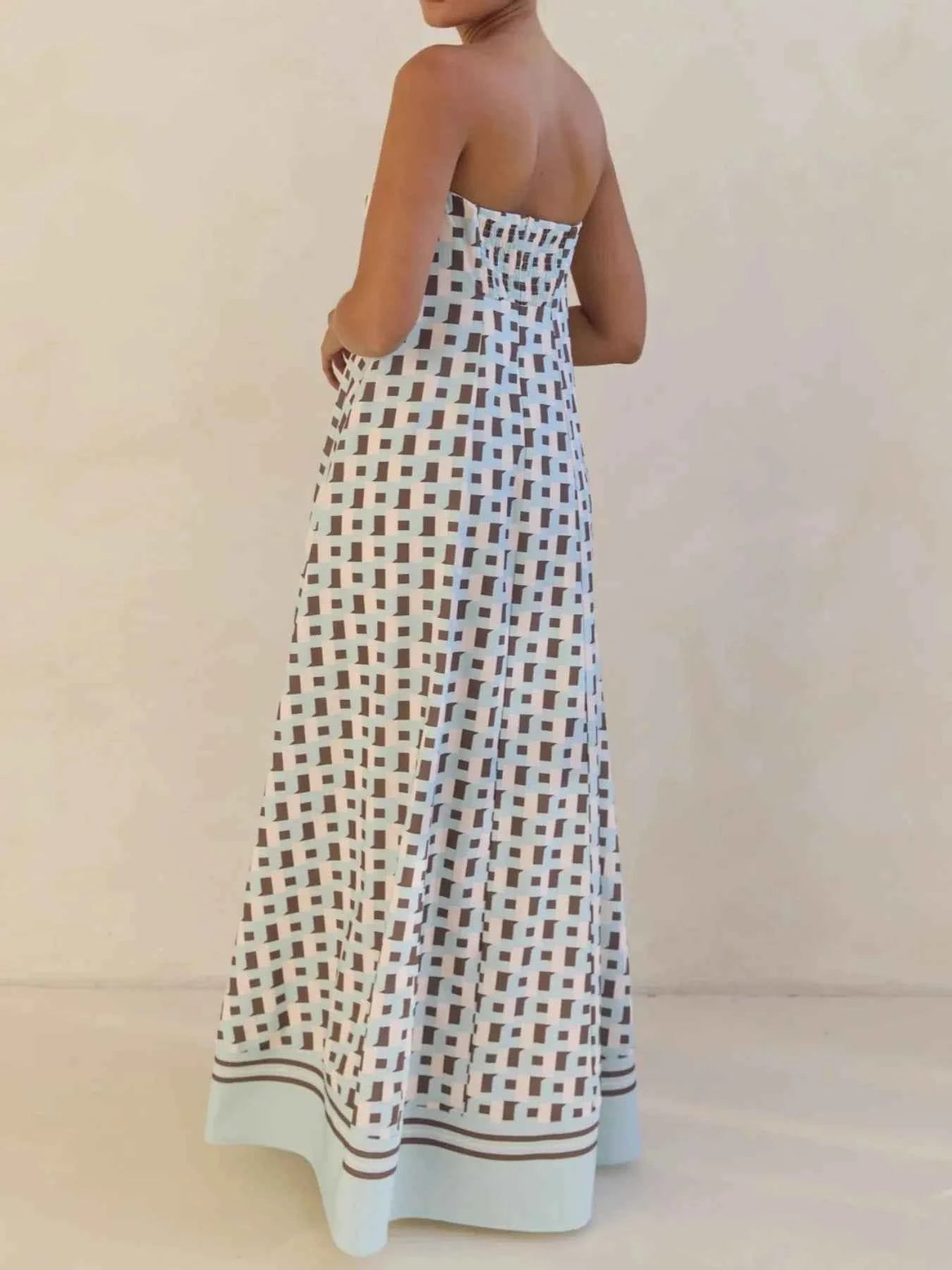 Smocked Printed Tube Maxi Dress 7c918d02-8663-4d20-9de0-31c7de6c7cd7-Max-Origin