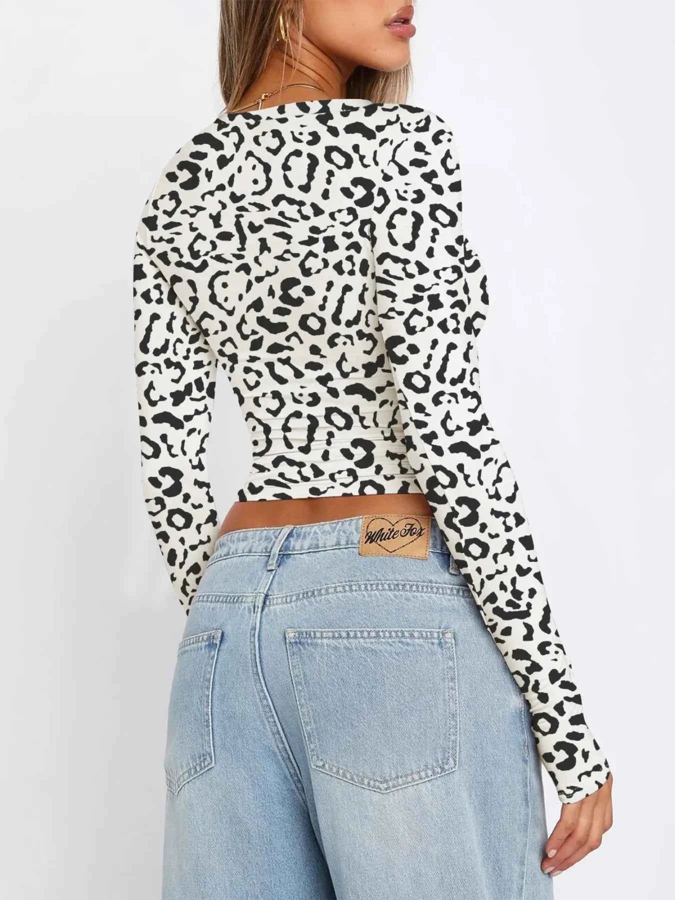 Long Sleeve Cropped T-Shirt 7c98b579-b41c-446b-a495-aa7620d1d94b-Max-Origin