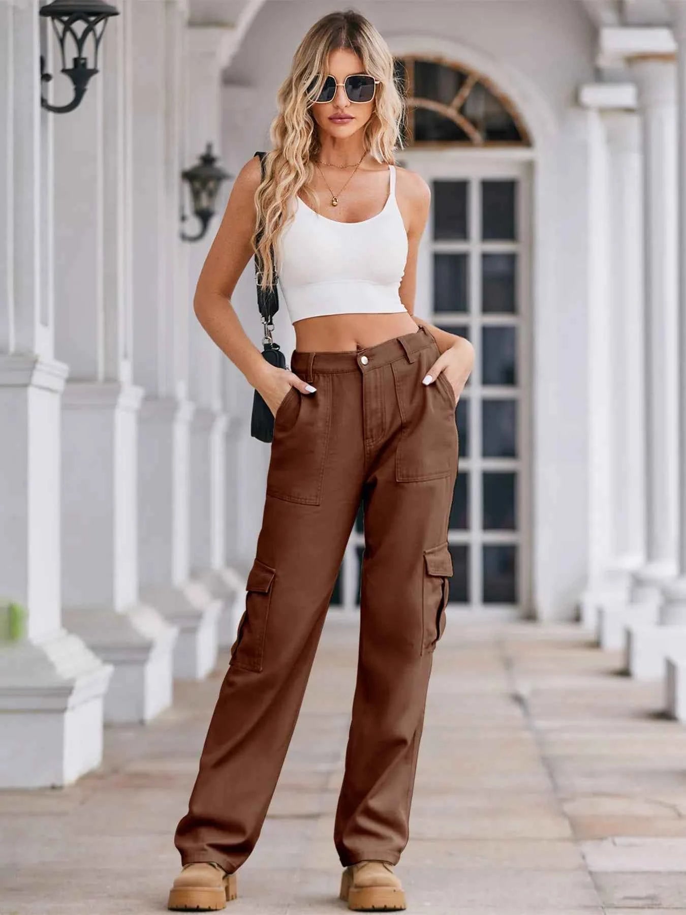 High-Waisted Cargo Jeans 7cb2617cb50d4f8aa9462dcf1953b369-Max-Origin