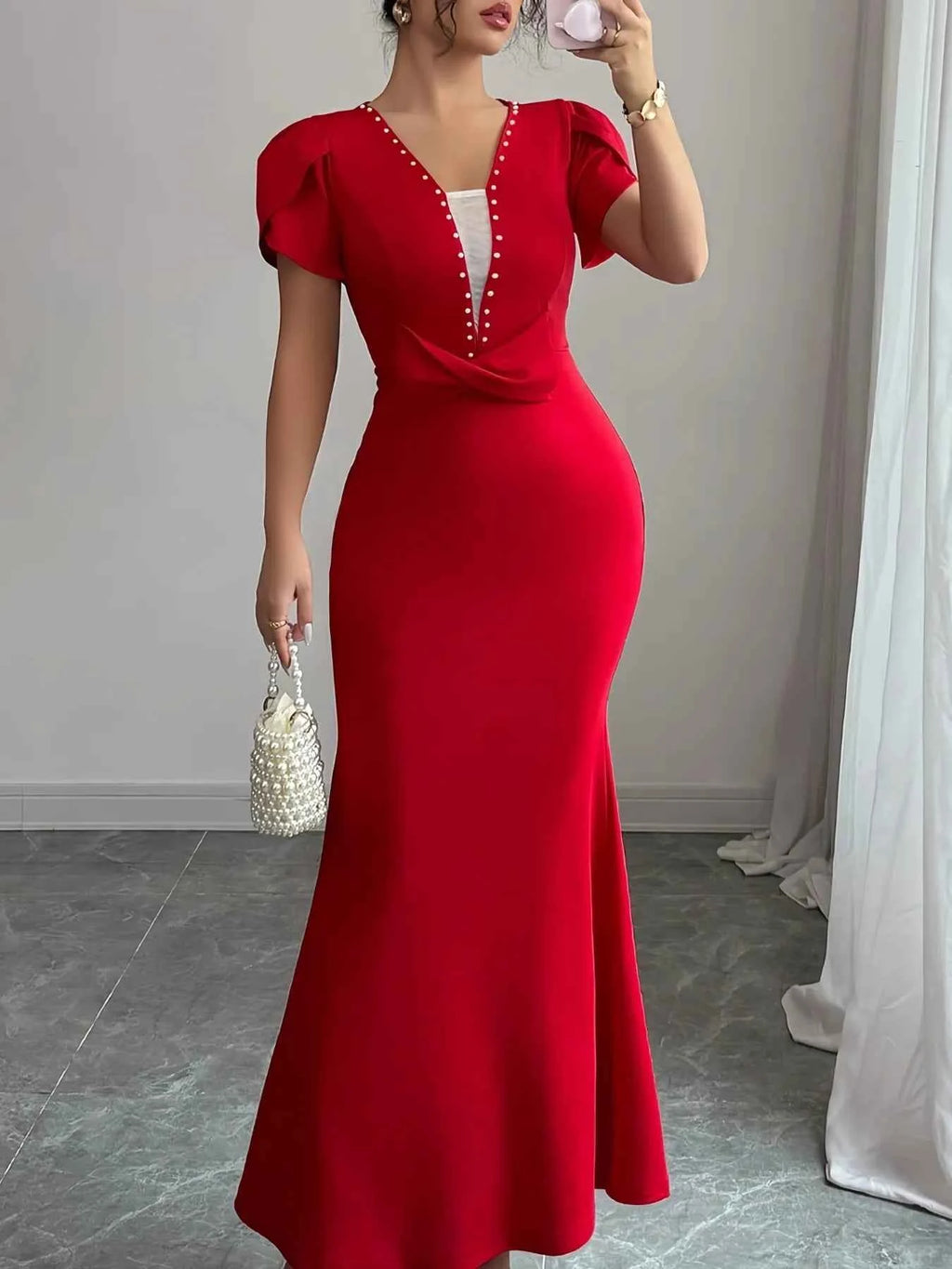 Petal Sleeve Mermaid Maxi Dress Red 7cb51f67-a306-4e9d-a2b3-6faf7fa5f703-Max-Origin