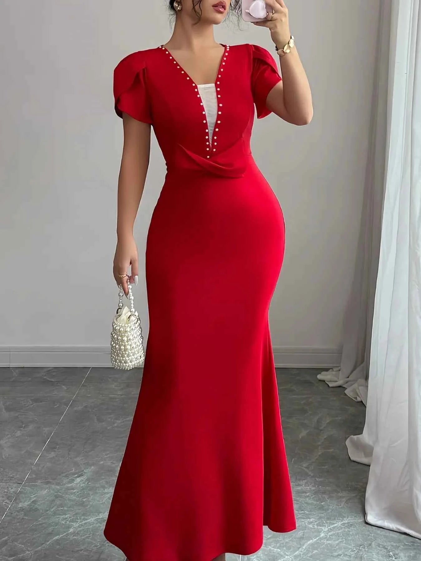 Petal Sleeve Mermaid Maxi Dress Red 7cb51f67-a306-4e9d-a2b3-6faf7fa5f703-Max-Origin