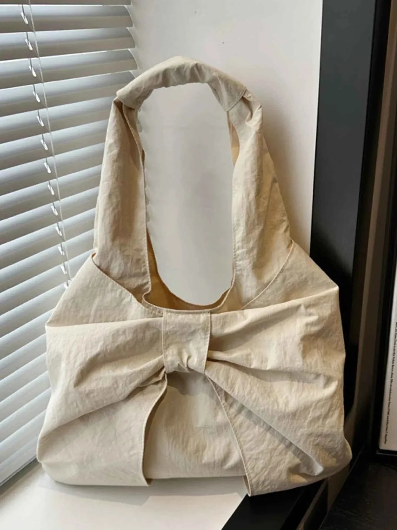 Ruched Bow Shoulder Bag 7ce844bc-0080-44bb-8b0a-89375b387e32-Max-Origin