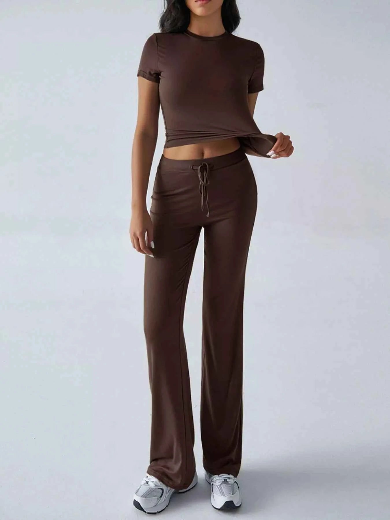 Mock Neck Short Sleeve Top and Pants Set 7d16cb49-7b93-44d7-b992-789cc814168c-Max-Origin