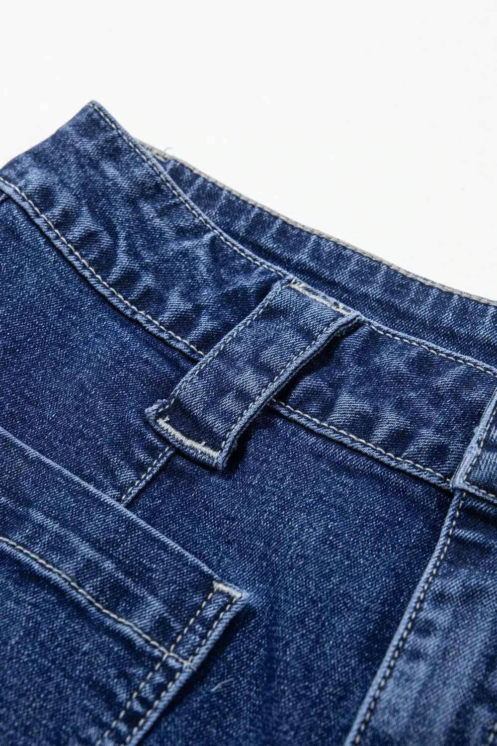 Wide Leg Pocketed High Waist Jeans 7d218b8b-9bb4-4dff-be6e-e62b2d14a11d-Max-Origin