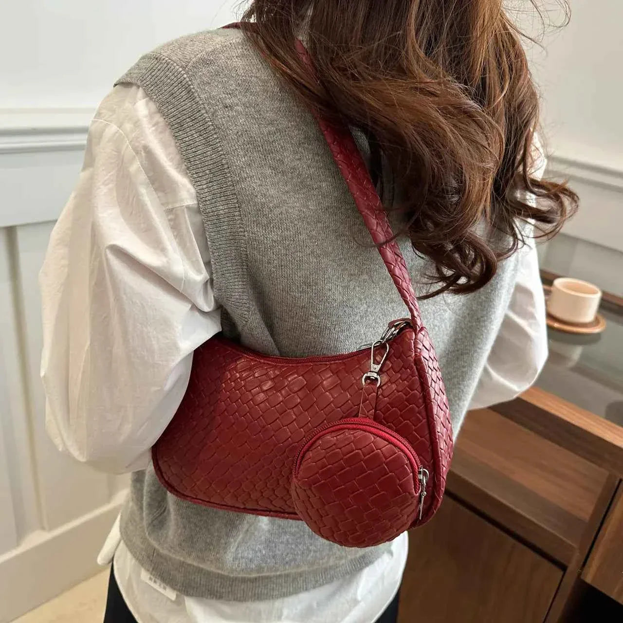 Textured Shoulder Bag with Pouch 7d370ad8156d4faea861ce1f1a7cf3fa-Max-Origin