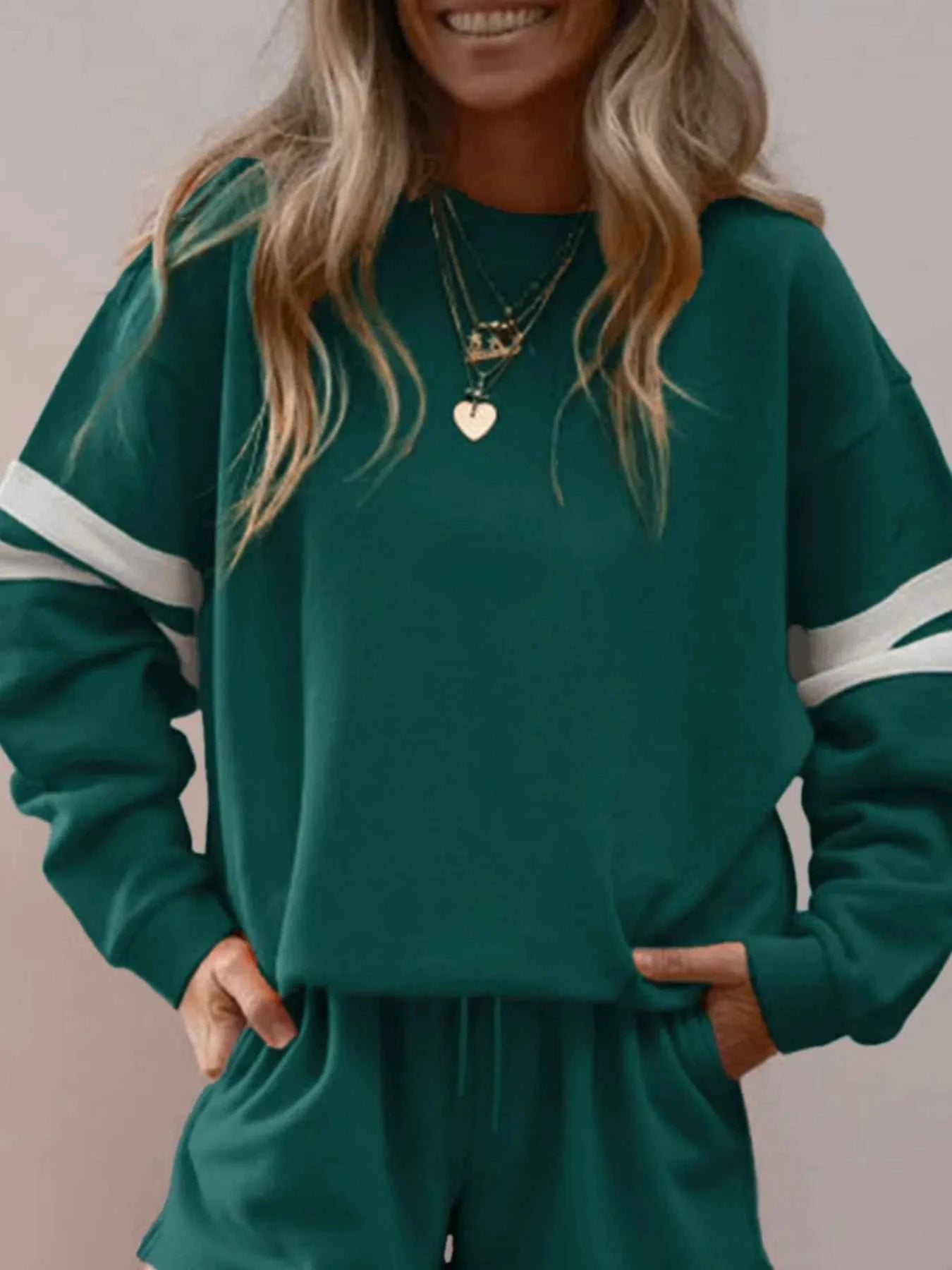 Stripe Round Neck Sweatshirt and Shorts Set 7d9b8296-44f0-4725-bccd-02b70eb8b85f-Max-Origin