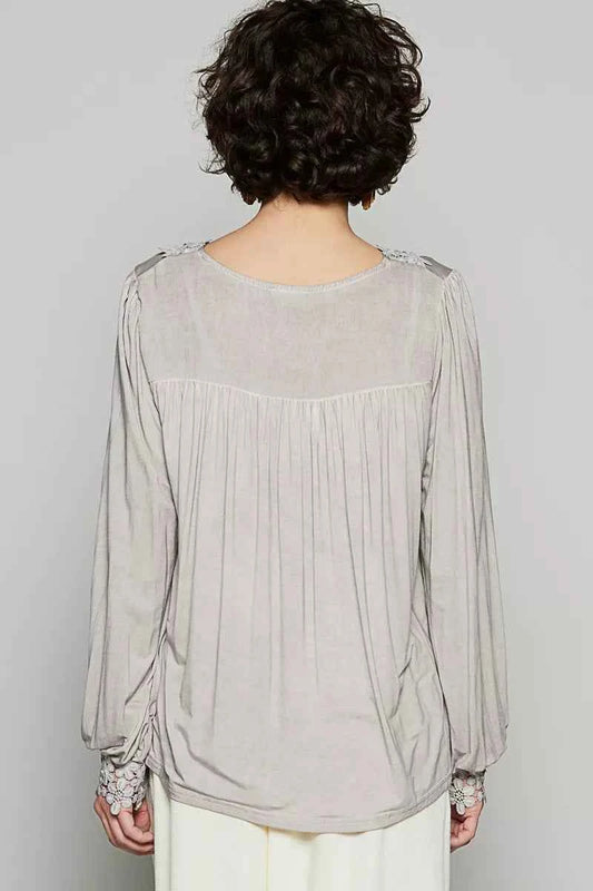 Floral Embroidery Woven Top with Lace Trim 7dbc3039-7333-483f-93ef-97530e9cb77d-Max-Origin