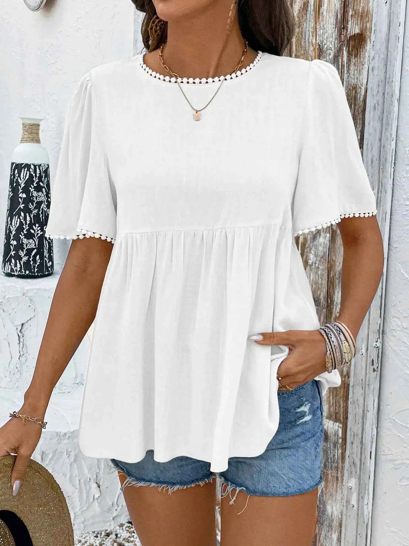 Round Neck Short Sleeve Blouse White 7deab90be4d7457f9c638aee4aff1f70-Max-Origin