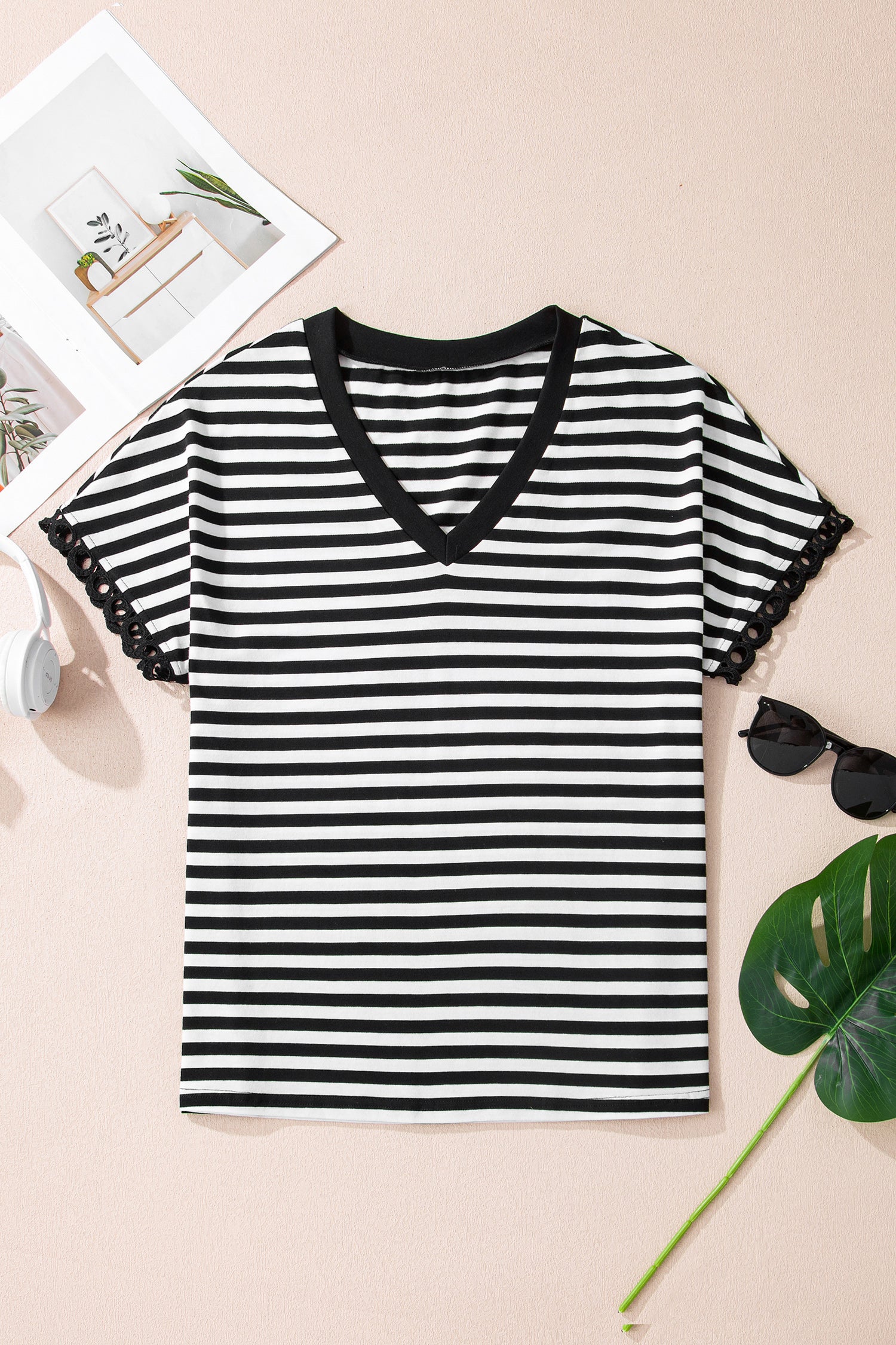 Black Striped Print V Neck Delicate Trim Casual Tee 7e30ea8c53f19446