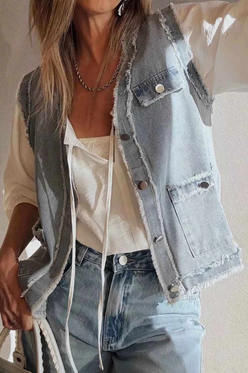 Frayed Edge Flap Pockets Denim Vest Jacket Light Blue 7e539d20-cb44-460d-87d1-6e28c4b41b4c-Max-Origin
