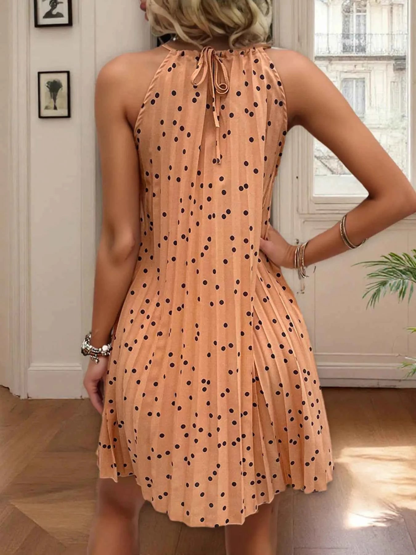 Polka Dot Halter Neck Pleated Mini Dress 7e71542a62e0428292f8a9a6a6e6b381-Max-Origin
