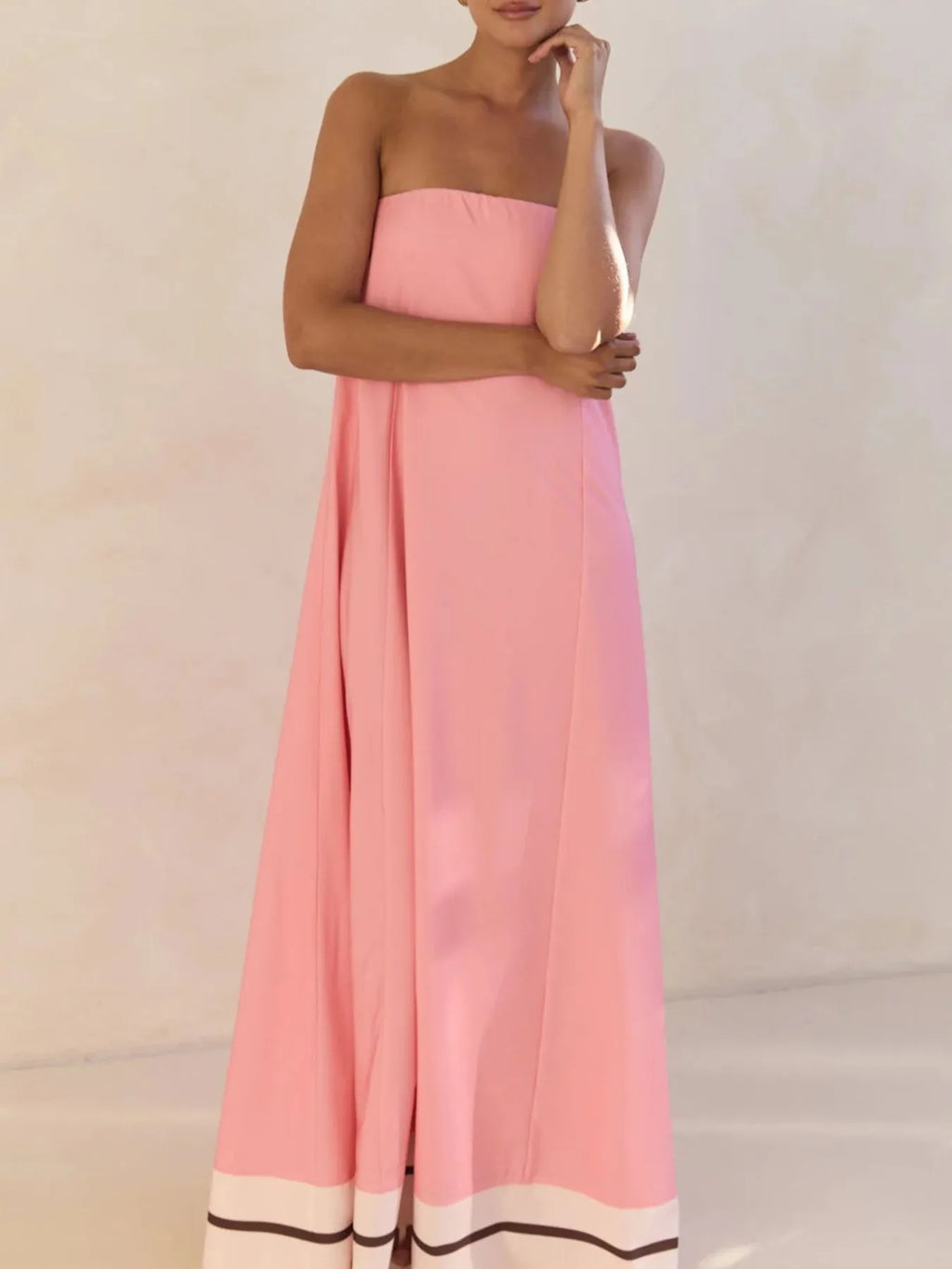 Smocked Printed Tube Maxi Dress 7e795963-a6f0-4ad2-8bc2-037e09a84317-Max-Origin