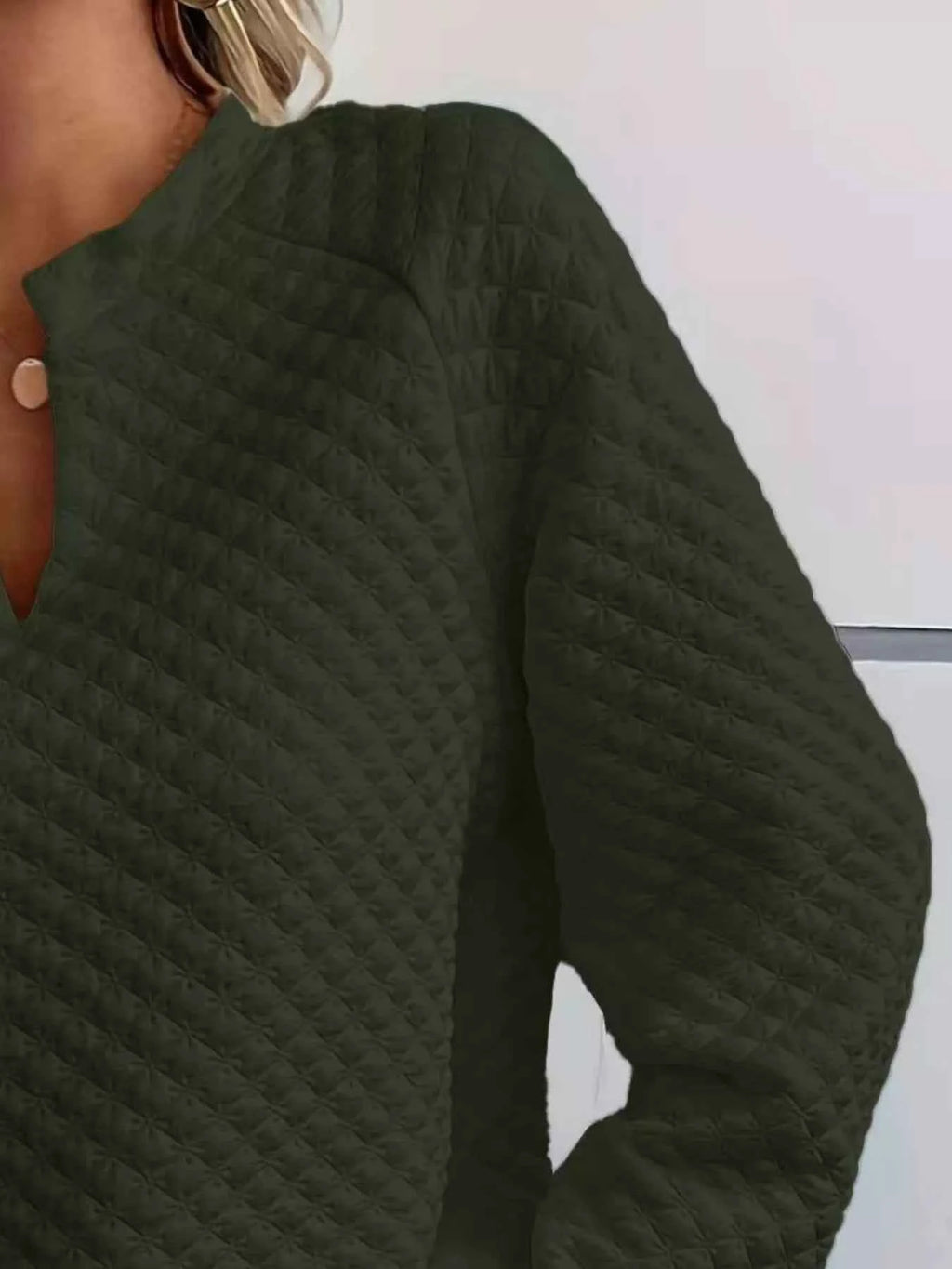 Notched Raglan Sleeve Sweatshirt 7e9dcf41-4760-4619-9df2-319aed1b47bb-Max-Origin