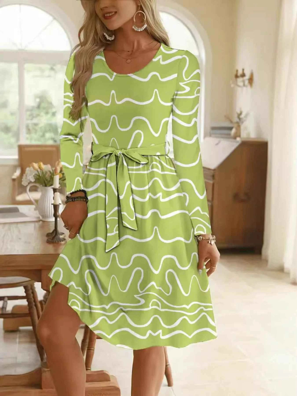 Wave Print Long Sleeve Tie Waist Dress 7ea70c186d2e4aaa8d2303b3d83406ea-Max-Origin