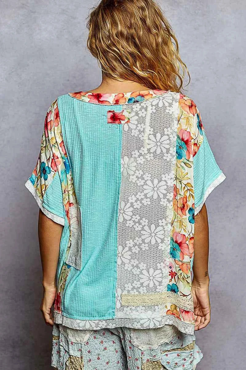 POL Lace Round Neck Short Sleeve Floral Pattern Top with Patch Detail 7eab61ba-0f87-44ce-8e32-cf2f200dfbf0-Max-Origin