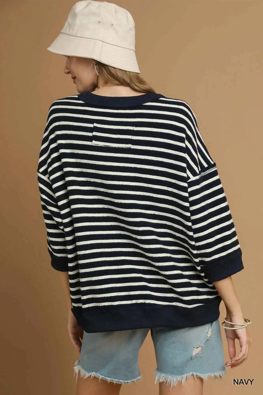 Ribbed Hem Striped Oversized Knit Top 7eb32445-d569-4850-a513-6c3d7e2c38cd-Max-Origin
