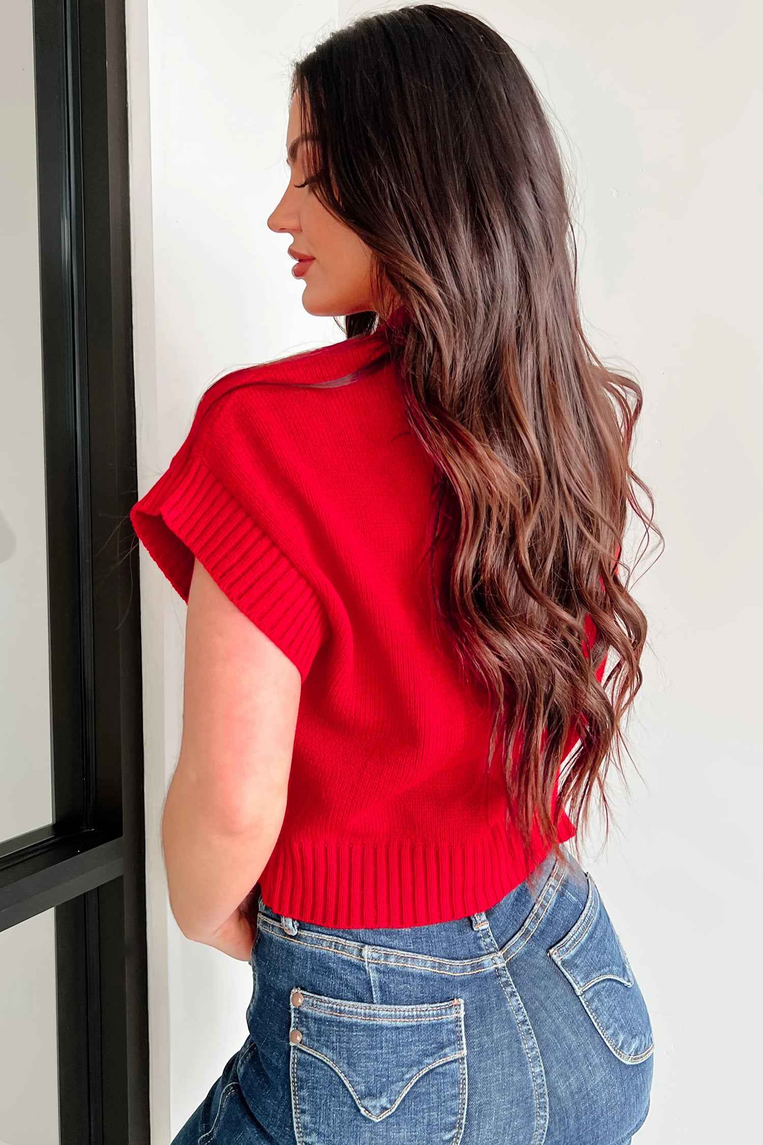 Fiery Red Valentine Heart Graphic Cropped Short Sleeve Sweater 7f06107419f5bb34