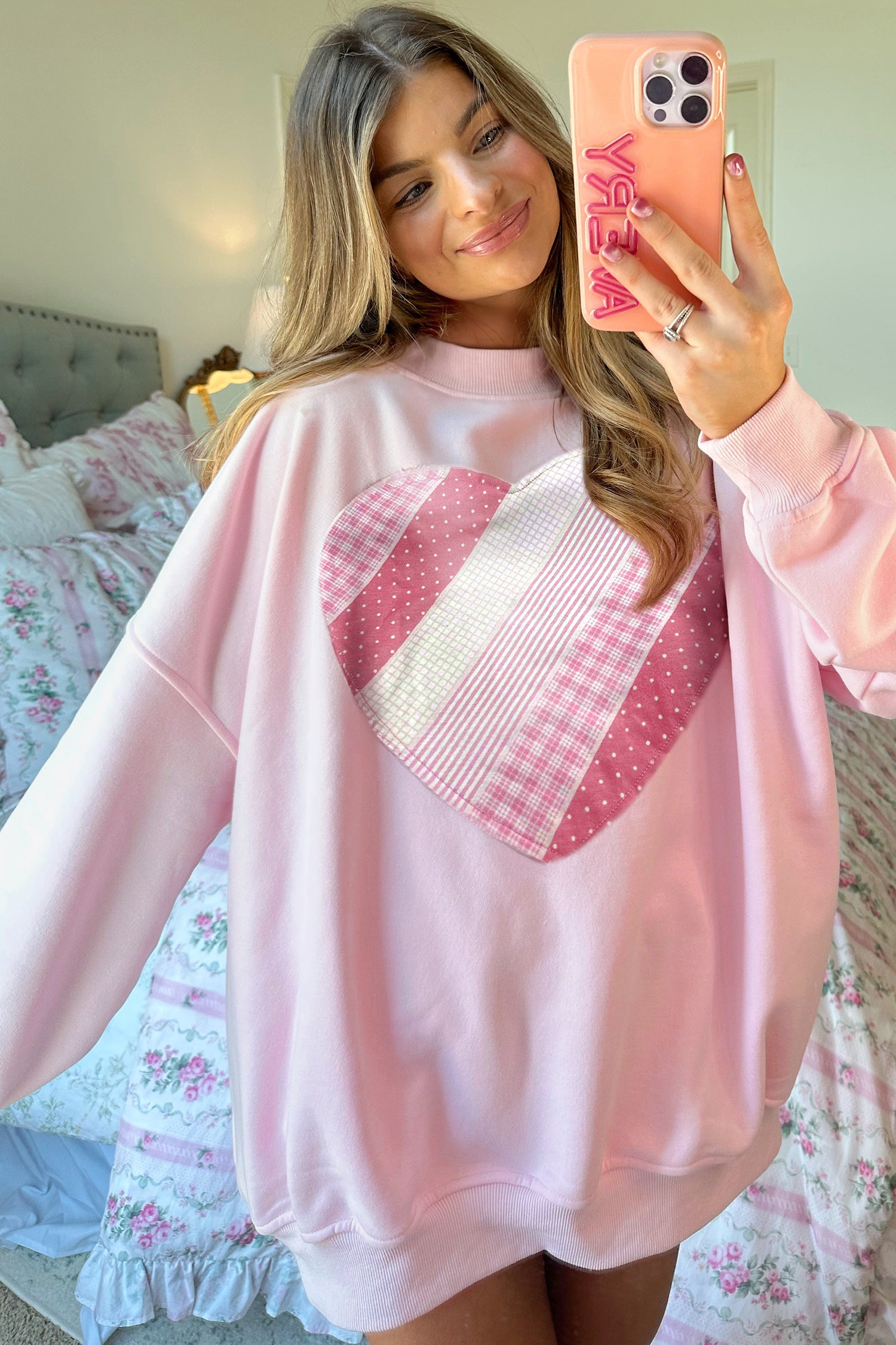 Light Pink Sweetheart Patchwork Oversize Sweatshirt 7f0dfef4c3f10ff1