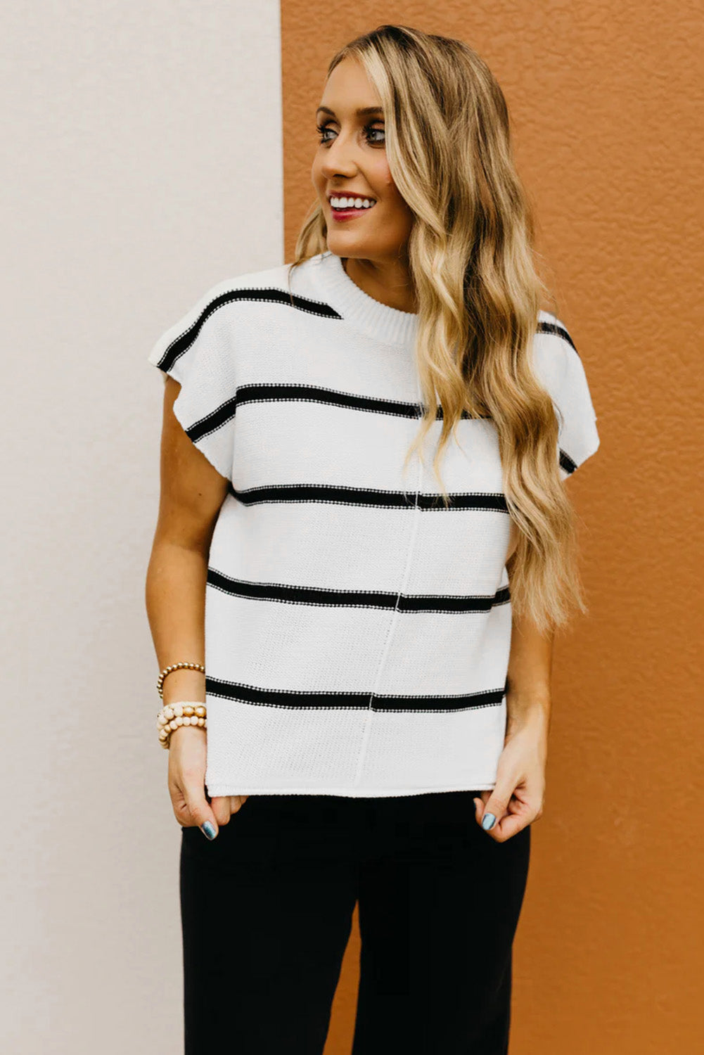 White Striped Center Seamed Short Sleeve Sweater 7f35b698970c144b