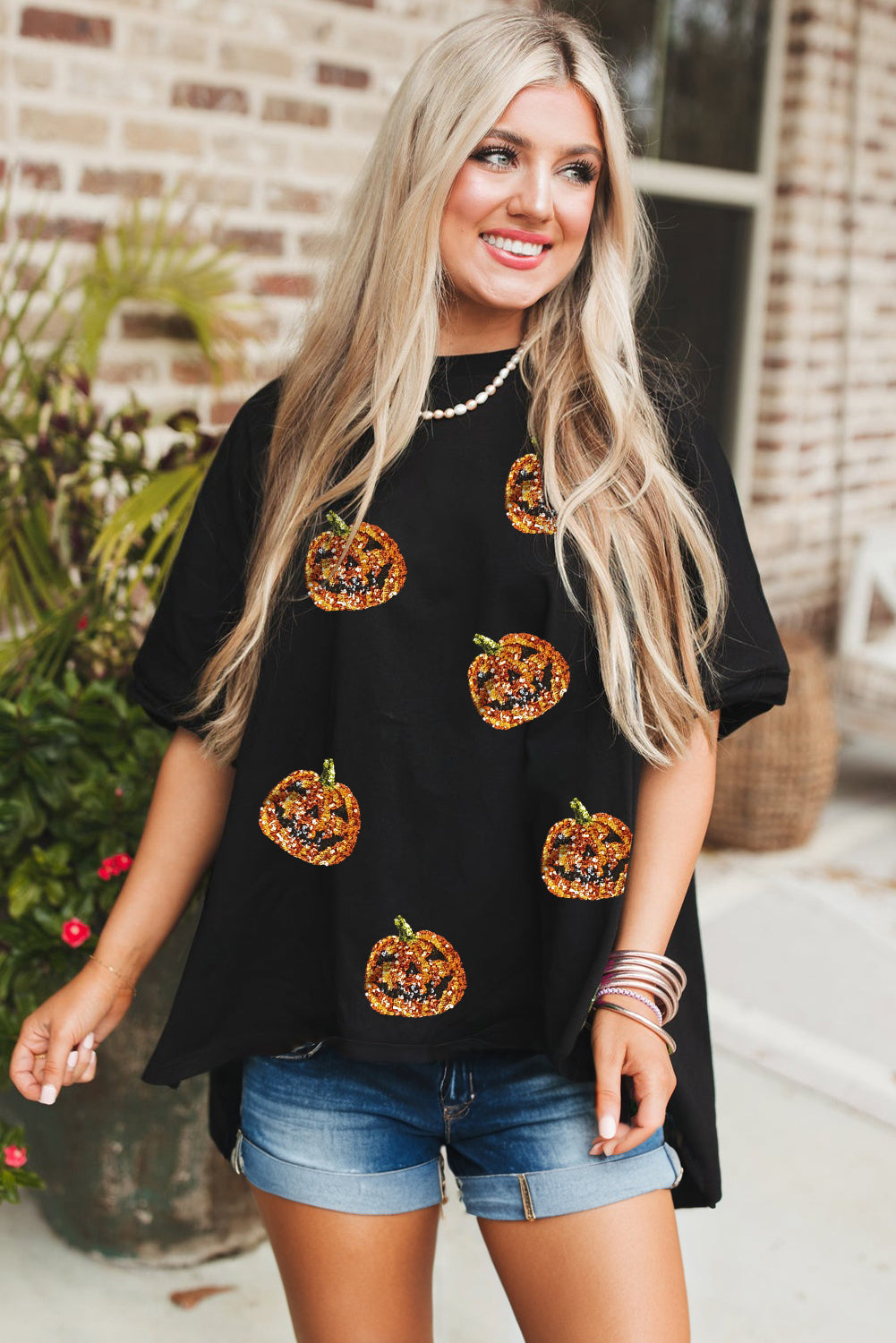 Black Pumpkin Face Sequins Patch Halloween Graphic Tee 7f59f75eca2b5bbd