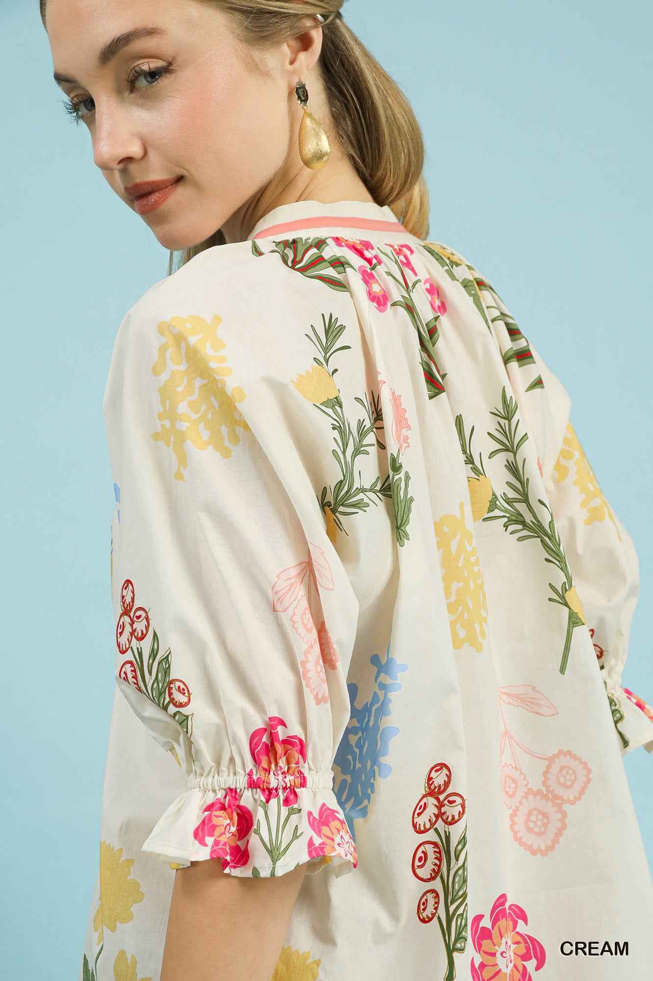 Umgee Floral Split Neck Puff Sleeve Top 7fdce269-8484-46cf-841b-c2eedb326650-Max