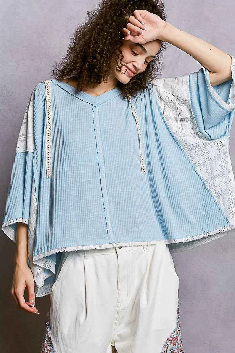 POL Short Sleeve Hoodie Top with Lace Detail 7fe673b8-57a5-44fb-90c2-0989e545625a-Max-Origin