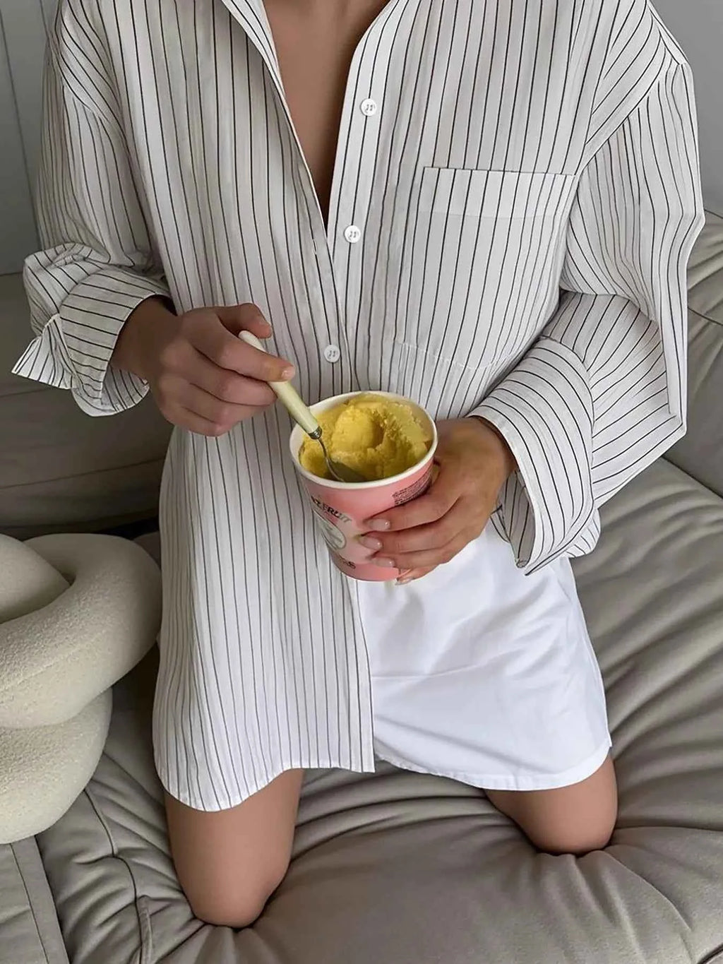 Oversized Striped Button-Down Shirt 80640160-8bb9-4772-8cac-2eb4aaa2acf5-Max-Origin