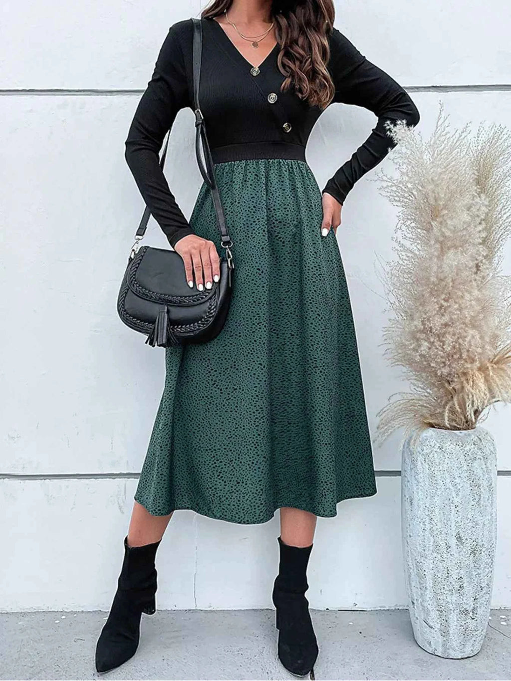Animal Print Long Sleeve Midi Dress 80748d90-569b-4d95-bb77-6d75a5c310bb-Max-Origin